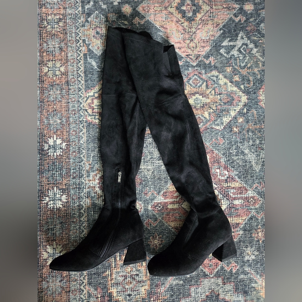 Women's 39 (8.5) knee high boots